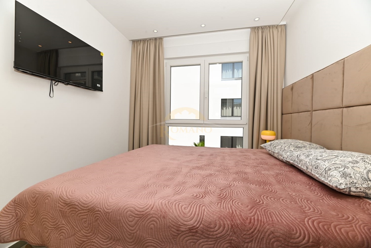 Attico di lusso a Okrug Gornji/Čiovo con terrazza sul tetto